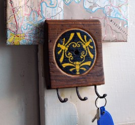 151203_DragonflyKeyhold_A